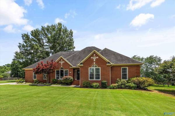 113 Lovvorn Lane, Huntsville, AL 35806