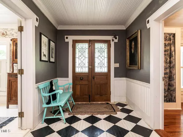 183 Birnamwood Drive, Chapel Hill, NC 27516