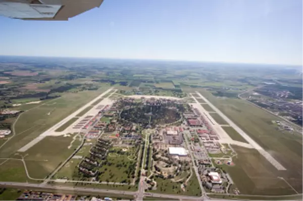 Aerial Photo of Randolph AFB at 2500 feet By Shane.torgerson - Own work, CC BY-SA 3.0
