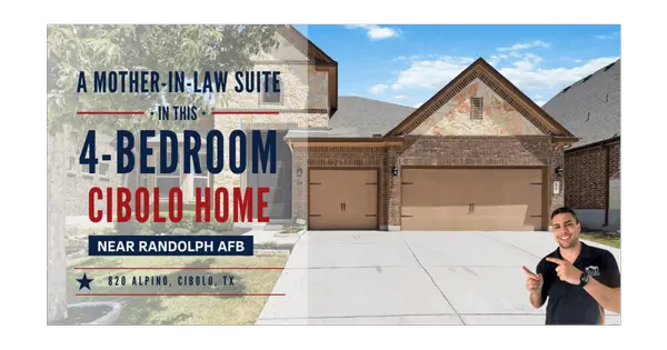 A Mother-in-Law Suite in This 4-Bedroom Cibolo Home Near Randolph AFB