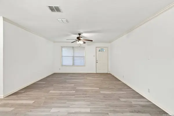 103 CHADWICK DR, San Antonio, TX 78227