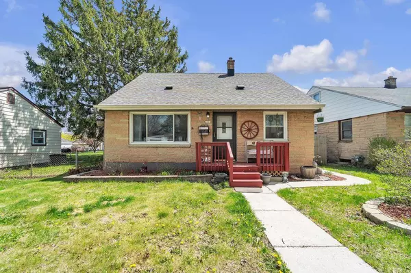 4624 N 71st STREET, Milwaukee, WI 53218