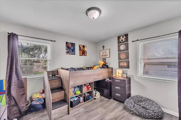 4624 N 71st STREET, Milwaukee, WI 53218