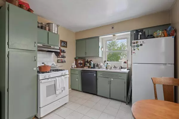 6310 W Euclid AVENUE #6312, Milwaukee, WI 53219