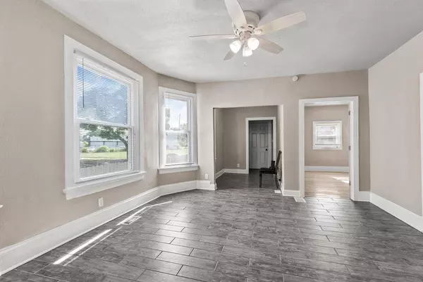 2462 N 23rd STREET, Milwaukee, WI 53206