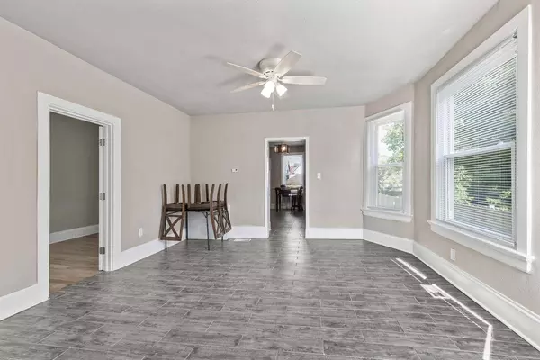 2462 N 23rd STREET, Milwaukee, WI 53206