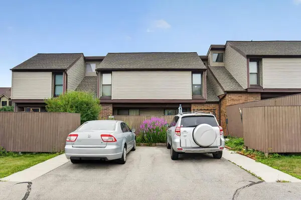 1421 W Edgerton AVENUE #R, Milwaukee, WI 53221