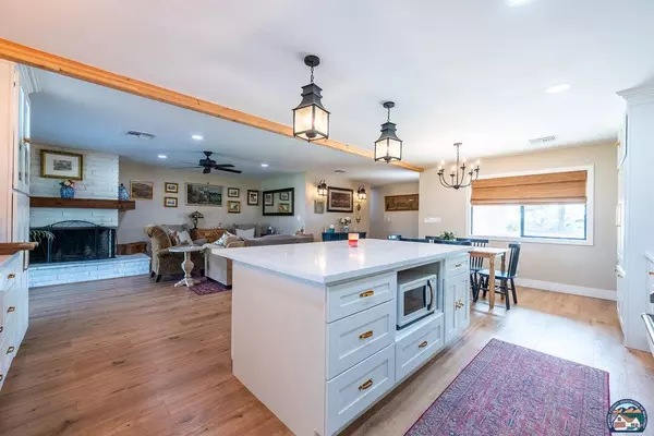 403 S Glenwood Dr, El Centro, CA 92243