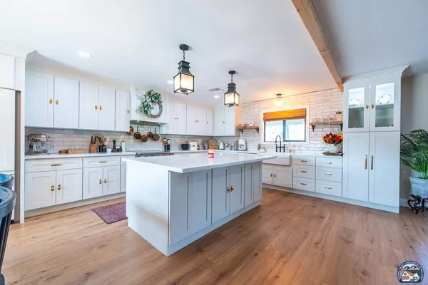 403 S Glenwood Dr, El Centro, CA 92243