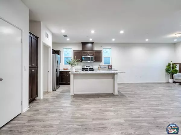 2714 Saddleback Dr, Imperial, CA 92251