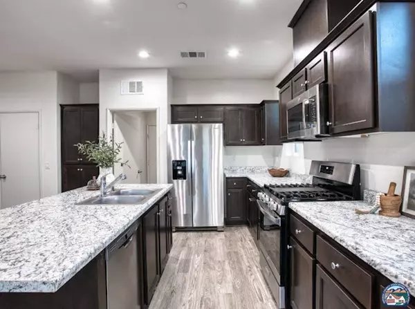 2714 Saddleback Dr, Imperial, CA 92251