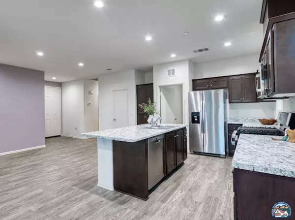 2714 Saddleback Dr, Imperial, CA 92251