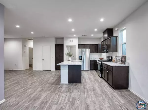 2714 Saddleback Dr, Imperial, CA 92251