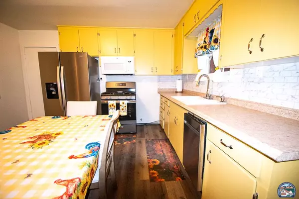 619 E 7th St, Holtville, CA 92250