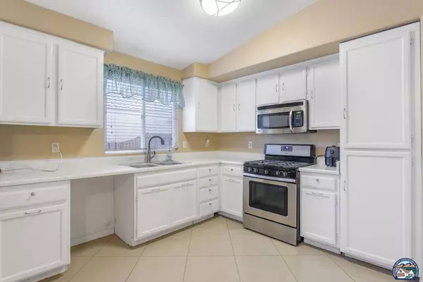 190 W Bernardi St, Imperial, CA 92251