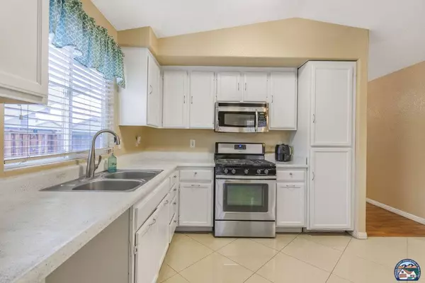 190 W Bernardi St, Imperial, CA 92251