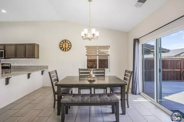 921 S 1st St, Brawley, CA 92227