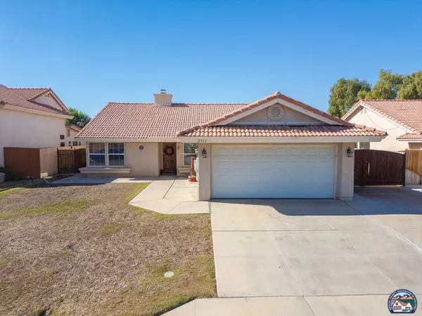 2355 Blazing Star Trl, Imperial, CA 92251