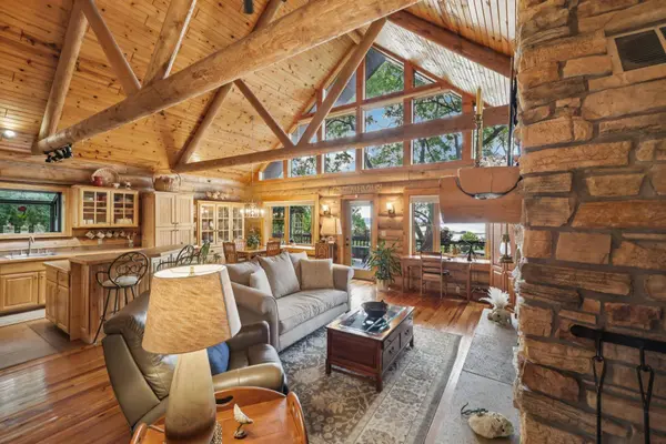 20605 Deer Island View Road, Eastman, WI 54626