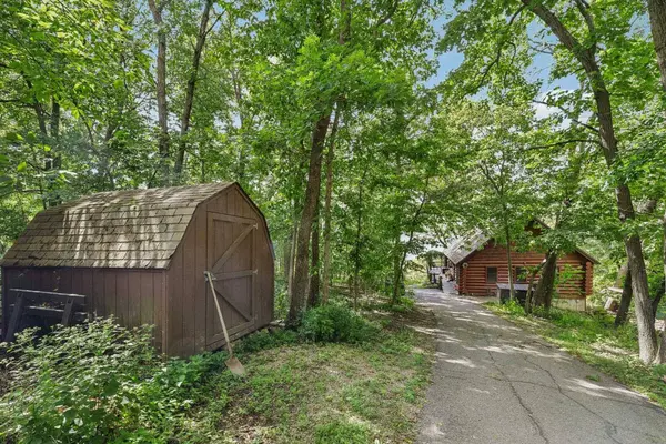 20605 Deer Island View Road, Eastman, WI 54626