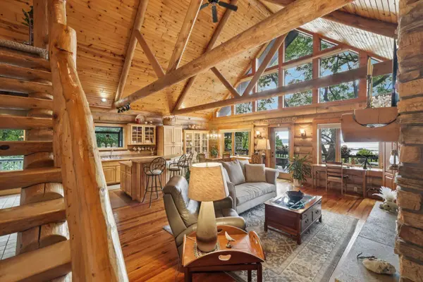 20605 Deer Island View Road, Eastman, WI 54626