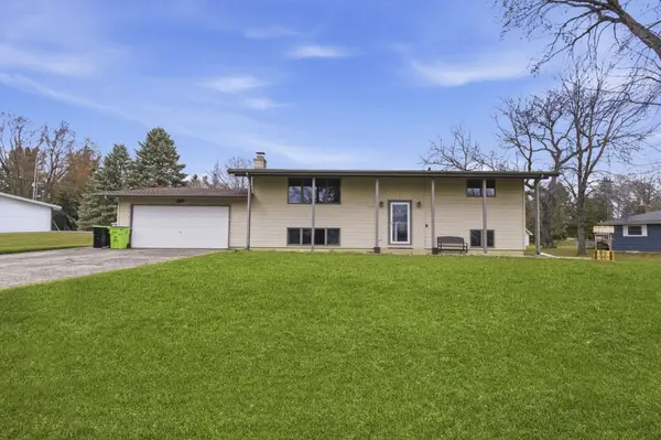 N7389 Edgewater Drive, Beaver Dam, WI 53916