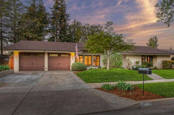 3424 W Palo Alto AVE, Fresno, CA 93711