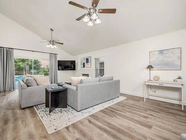 2525 Palo Alto AVE, Clovis, CA 93611