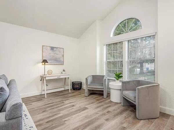 2525 Palo Alto AVE, Clovis, CA 93611