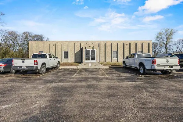 2104 International Lane, Madison, WI 53704