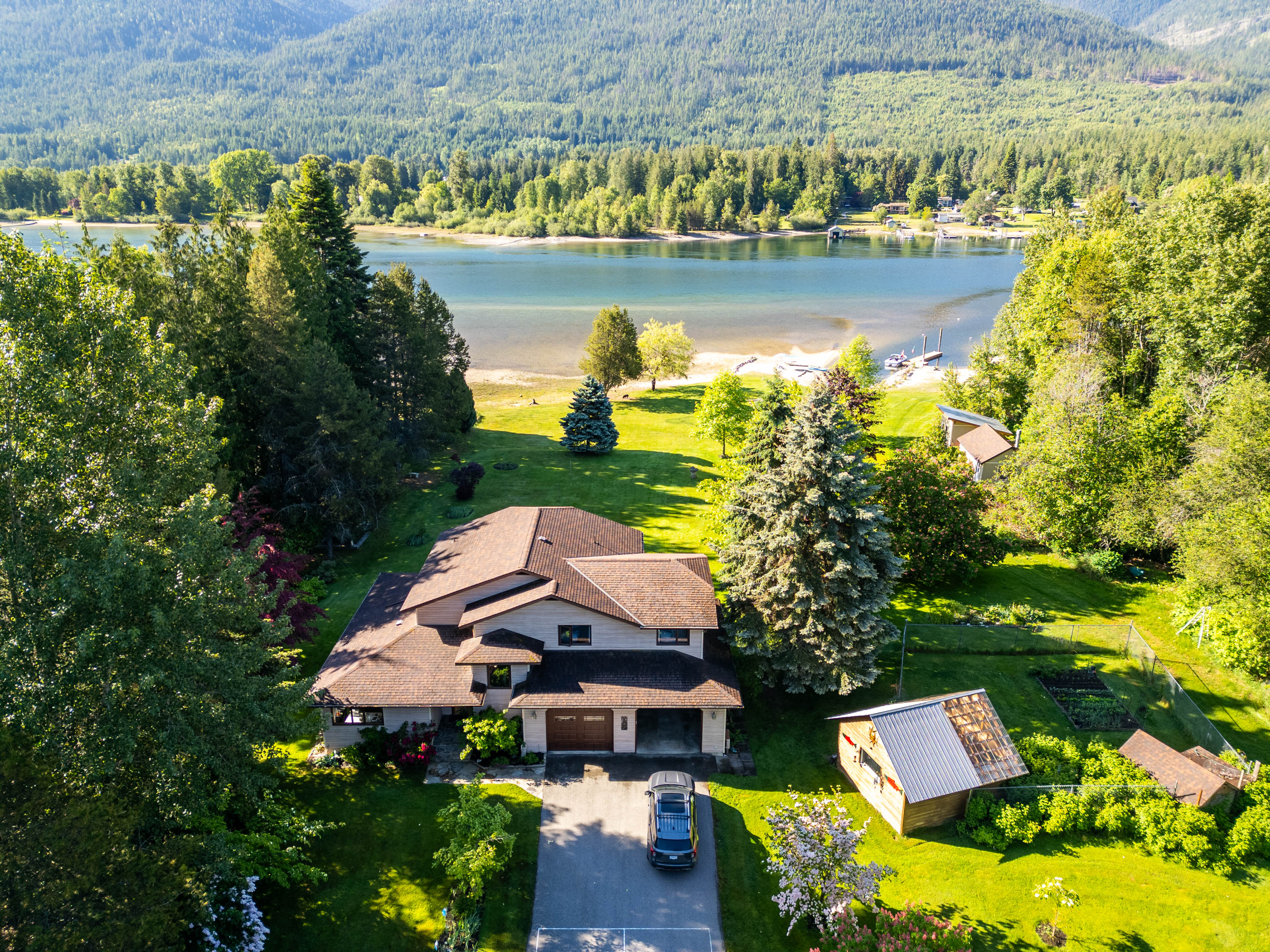 Private 5 9 Acre Waterfront Estate With Beach Dock Near Nelson Bc