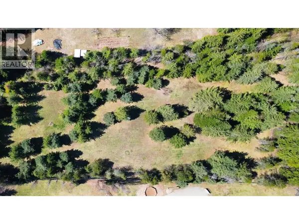 6158 REDFISH Road, Nelson, BC V1L6M9