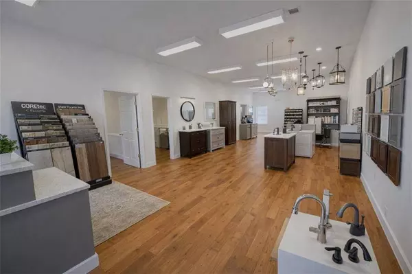 1844 Old Norcross RD #100, Lawrenceville, GA 30044