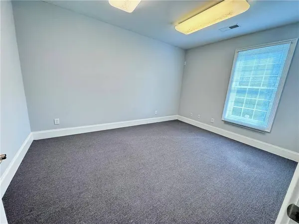 3296 Summit Ridge Pkwy #220, Duluth, GA 30096