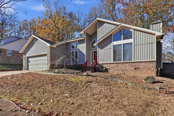 118 Cherrybark Dr, Little Rock, AR 72211