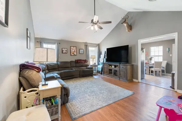 3970 Gabrial Dr, Conway, AR 72034