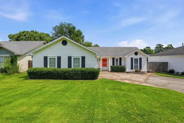 900 Edgewood Drive, Bryant, AR 72022