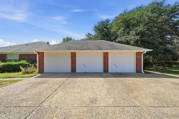 3009 Willow Run Drive, Conway, AR 72032