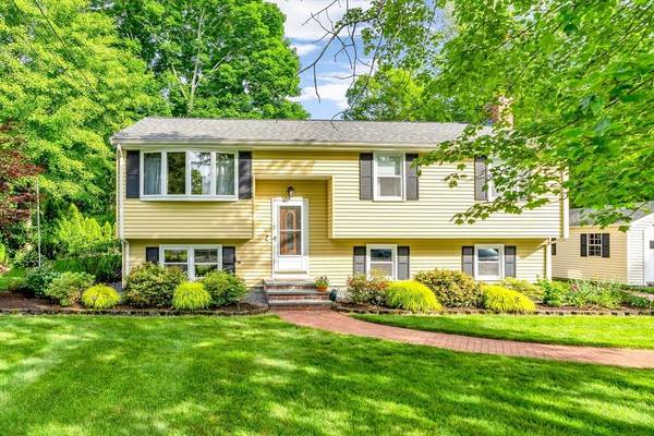 2 Walker St, Norton, MA 02766