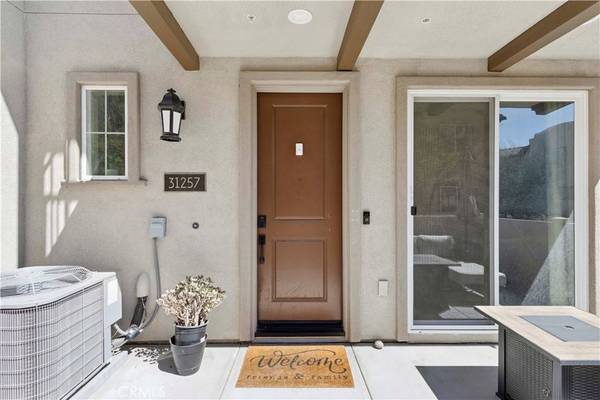 31257 Via Nubes, Temecula, CA 92592