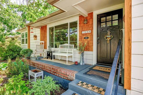 1504 Wilson PL, Medford, OR 97504