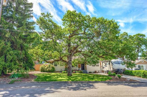 1504 Wilson PL, Medford, OR 97504