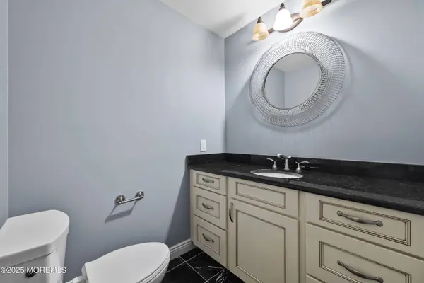 625 Greenwich Court, Toms River, NJ 08753