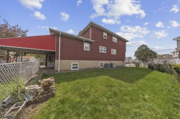 347 Manor Ct, Lyndhurst Twp., NJ 07071