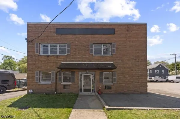 189 Greenwood Ave, Midland Park Boro, NJ 07432