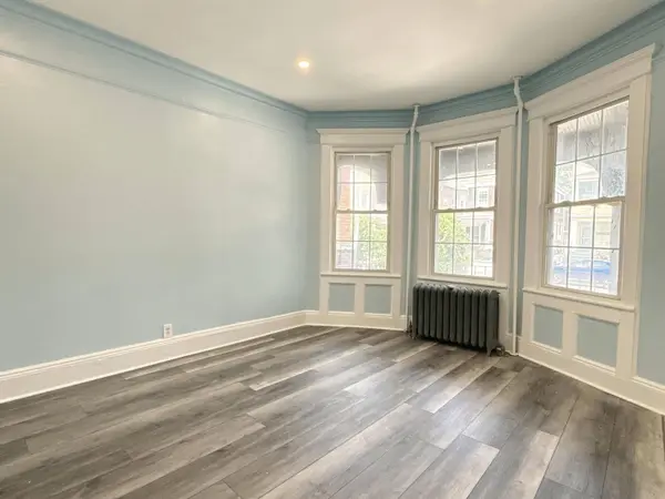 153 WEGMAN PARKWAY  #1, Jc Greenville, NJ 07305