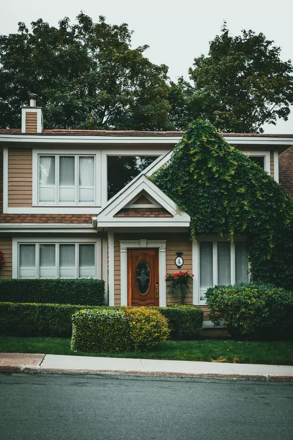 feature image of 2025 Housing Market Trends Every Homebuyer Needs to Know