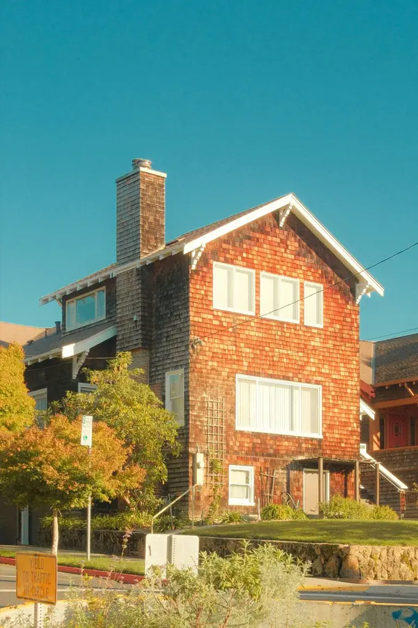 feature image of How to Sell a House with Tenants or Family Living In It