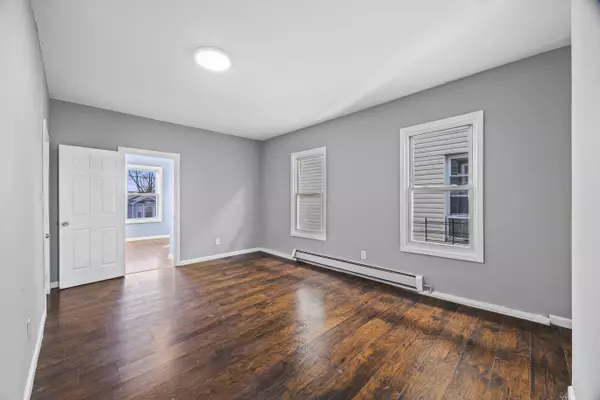 Paterson, NJ 07524-2792,69 Rosa Parks Blvd #3