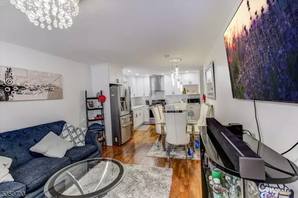 110 16Th Ave, Paterson City, NJ 07501